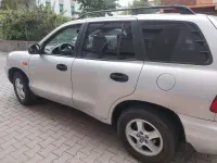 Usata Hyundai Santa Fe 113 CV (83 kW) 2002 SUV