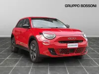 Usata Fiat 600 Icon 110 CV (80 kW) 2025 Rosso SUV