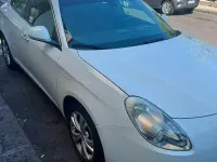Usata Alfa Romeo Giulietta 105 CV (77 kW) 2013 Utilitaria