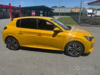Usata Peugeot 208 Allure 101 CV (74 kW) 2020 Giallo Utilitaria