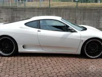 Usata Ferrari 360 400 CV (294 kW) 2001 Bianco Coupé