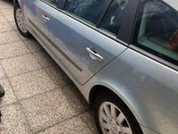 Usata Renault Laguna II 107 CV (78 kW) 2001 Grigio Station wagon