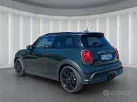 Usata Mini Cooper S Resolute Edition 178 CV (130 kW) 2023 Verde Utilitaria