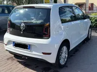 Usata VW up! Highline 75 CV (55 kW) 2022 Bianco Utilitaria