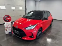 Usata Toyota Yaris Hybrid Style 92 CV (67 kW) 2021 Rosso Berlina