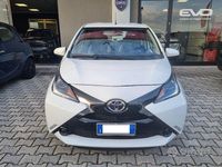 Usata Toyota Aygo X-play 69 CV (50 kW) 2016 Bianco Utilitaria