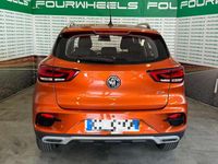 Usata MG ZS 106 CV (77 kW) 2024 Arancione SUV