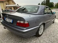 Usata BMW 325 Cabriolet 192 CV (141 kW) 1994 Bluazzurro Cabrio