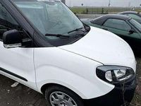 Usata Fiat Doblò Lounge 105 CV (77 kW) 2019 Bianco Monovolume