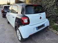 Usata Smart ForFour 71 CV (52 kW) 2014 Bianco Utilitaria
