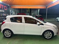Usata Opel Corsa Club 75 CV (55 kW) 2009 Bianco Utilitaria