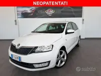Usata Skoda Rapid Ambition 105 CV (77 kW) 2013 Bianco Utilitaria