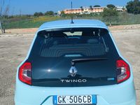 Usata Renault Twingo 60 kW (82 CV) 2022 Blu Utilitaria