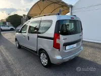 Usata Dacia Dokker Lauréate 75 CV (55 kW) 2018 Grigio Monovolume