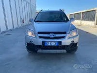 Usata Chevrolet Captiva 150 CV (110 kW) 2007 Grigio SUV