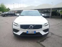 Usata Volvo V60 CC 190 CV (139 kW) 2021 Bianco Station wagon