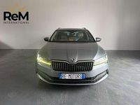 Usata Skoda Superb 190 CV (139 kW) 2021 Argento Station wagon