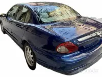 Usata Jaguar X-type 130 CV (95 kW) 2004 Blu Berlina