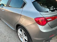 Usata Alfa Romeo Giulietta 140 CV (102 kW) 2011 Grigio Utilitaria