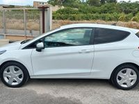 Usata Ford Fiesta Trend 85 CV (62 kW) 2020 Bianco Furgone
