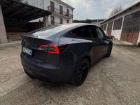Usata Tesla Model Y 152 kW (208 CV) 2023 Grigio SUV