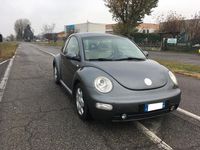 Usata VW New Beetle 101 CV (74 kW) 2002 Grigio Utilitaria