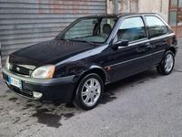 Usata Ford Fiesta Ghia 75 CV (55 kW) 2000 Nero Utilitaria