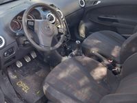 Usata Opel Corsa 2011 Bianco Berlina