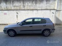 Usata Nissan Almera 110 CV (80 kW) 2001 Grigio Berlina
