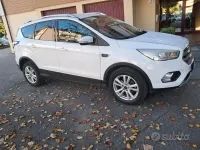 Usata Ford Kuga 120 CV (88 kW) 2019 Bianco SUV