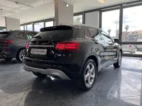 Usata Mercedes GLA200 136 CV (100 kW) 2019 Nero SUV