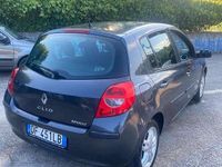 Usata Renault Clio II Luxe 75 CV (55 kW) 2007 Berlina