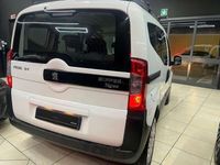 Usata Peugeot Bipper Outdoor 75 CV (55 kW) 2012 Bianco Monovolume