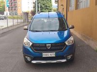 Usata Dacia Dokker Stepway 90 CV (66 kW) 2018 Azzurro metallizzato Monovolume