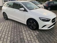 Usata Mercedes B180 Advanced Plus 136 CV (100 kW) 2023 Bianco Monovolume