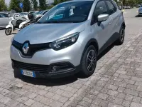 Usata Renault Captur 90 CV (66 kW) 2014 Grigio SUV