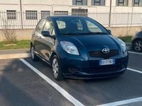 Usata Toyota Yaris 87 CV (63 kW) 2006 Blu Berlina