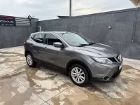 Usata Nissan Qashqai Tekna 110 CV (80 kW) 2015 Grigio SUV