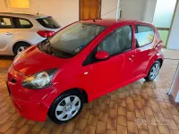 Gebraucht Toyota Aygo 68 PS (50 kW) 2008 Rot Kleinwagen