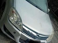 Usata Opel Astra Cosmo 101 CV (74 kW) 2008 Grigio Berlina