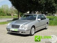 Usata Mercedes E270 Elegance 170 CV (125 kW) 2000 Grigio metallizzato Berlina