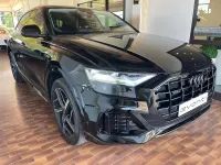 Usata Audi Q8 286 CV (210 kW) 2019 Nero SUV