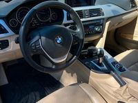 usata BMW 320 320 d Touring Luxury