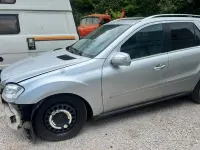 Usata Mercedes ML320 224 CV (164 kW) 2010 Grigio SUV