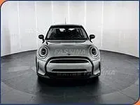 Usata Mini Cooper Essential 136 CV (100 kW) 2024 Nero/grigio Utilitaria