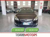 Usata Opel Astra Cosmo 160 CV (117 kW) 2011 Nero Berlina