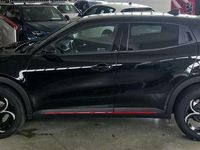 Käytetty Alfa Romeo Junior Edizione Speciale 136 HP (100 kW) 2025 Musta Katumaasturi
