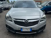 Usata Opel Insignia Country Tourer 163 CV (119 kW) 2015 Nero Station wagon