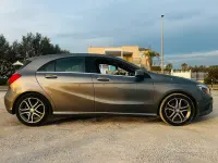 Usata Mercedes A200 136 CV (100 kW) 2016 Grigio Utilitaria