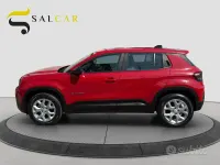 Usata Jeep Avenger Altitude 101 CV (74 kW) 2024 Rosso SUV